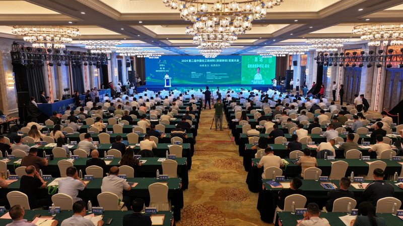 黑色母粒：揭秘其在复合材料中的应用与注意事项