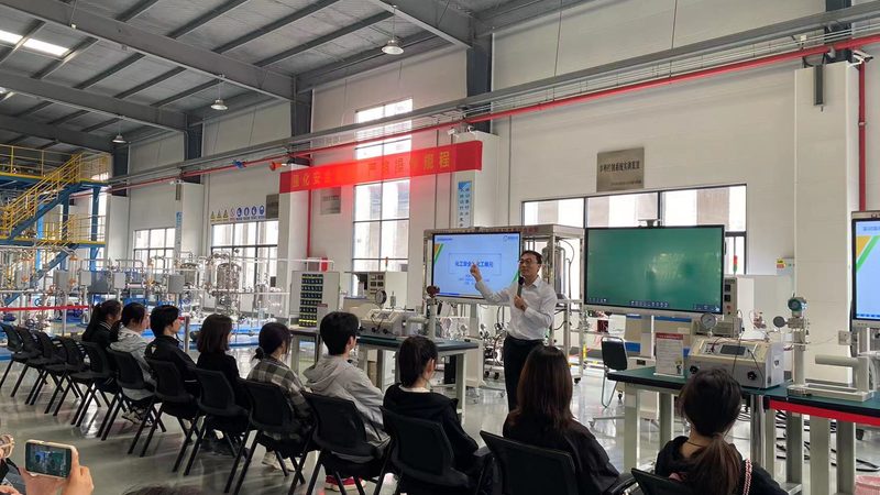 新材料出口代理品牌排名：揭秘行业背后的逻辑